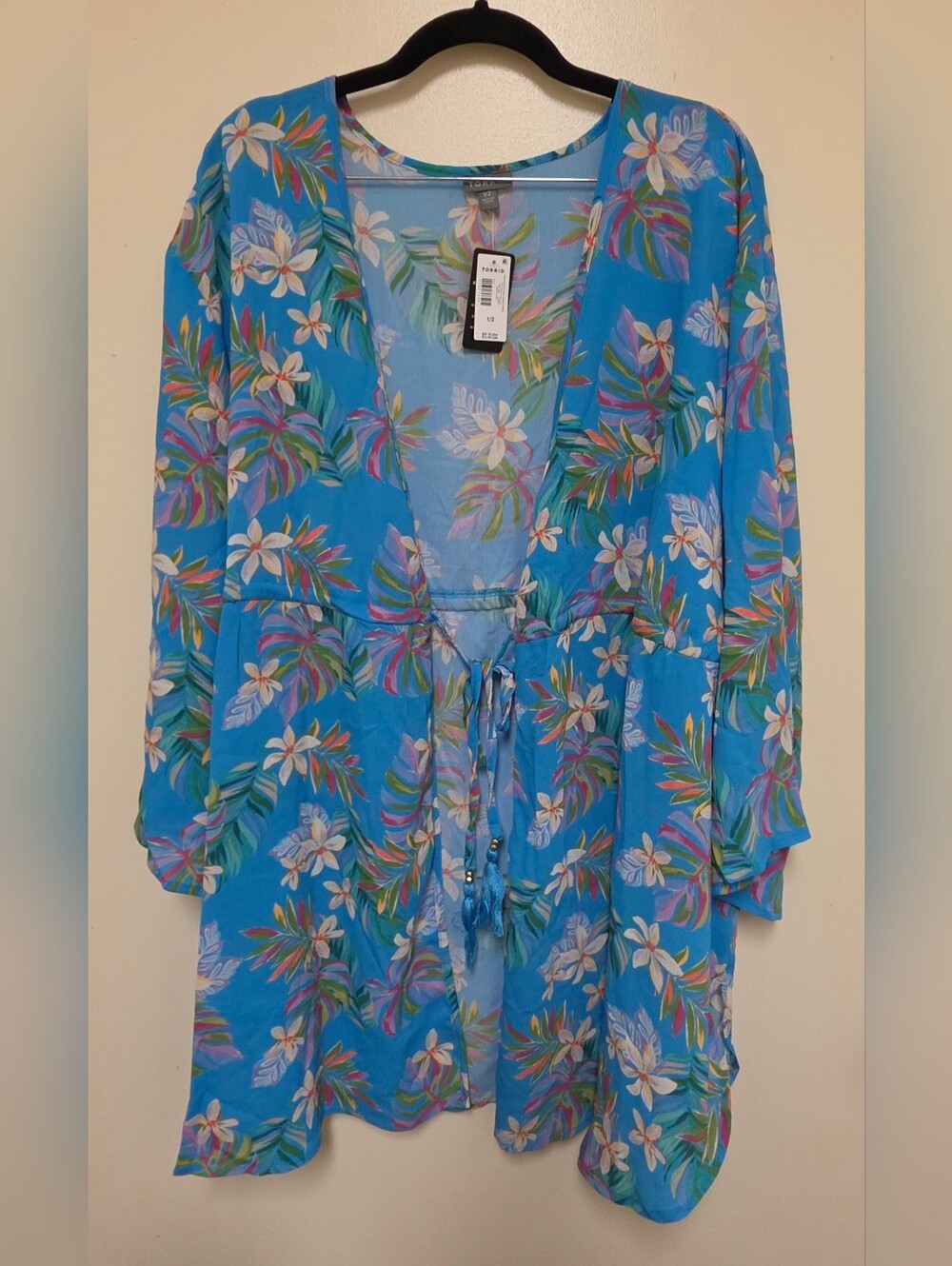 Torrid Shirttail Swim Cover-Up Kimono Size 1x/2x NWT Blue Floral